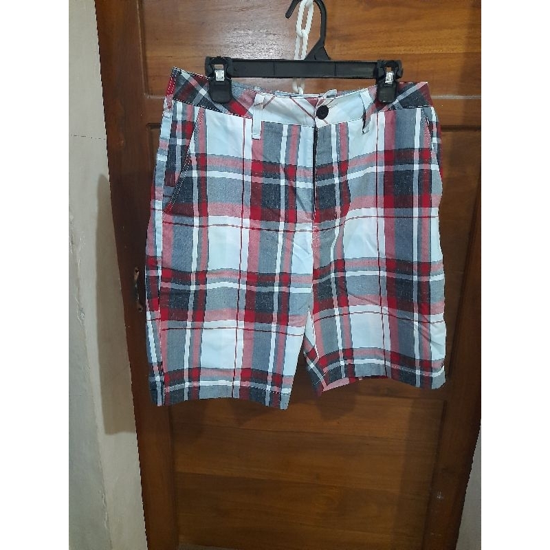 CELANA PENDEK BILLABONG PRELOVED