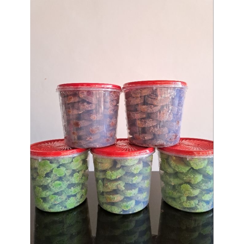 

Kue Kacang Coklat dan Pandan 2 Kilogram (1 Toples Coklat dan 1 Toples Pandan)