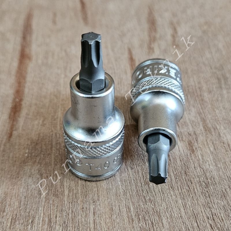 Tekiro Kunci Sok Bintang 1/2" T-40