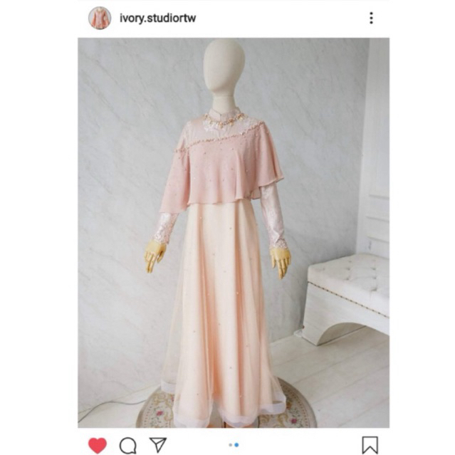 Kebaya lamaran wisuda ivory studio ready to wear preloved