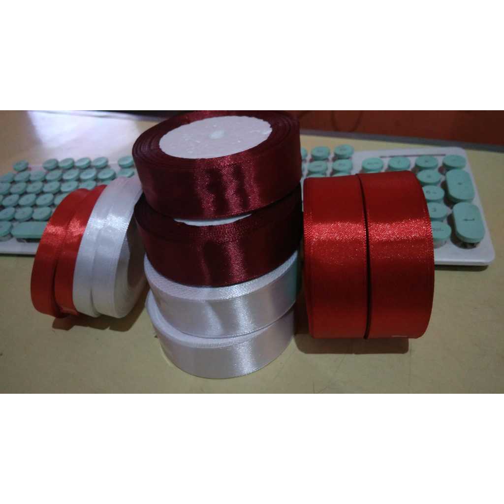 

Pita Satin 2cm Aneka Warna