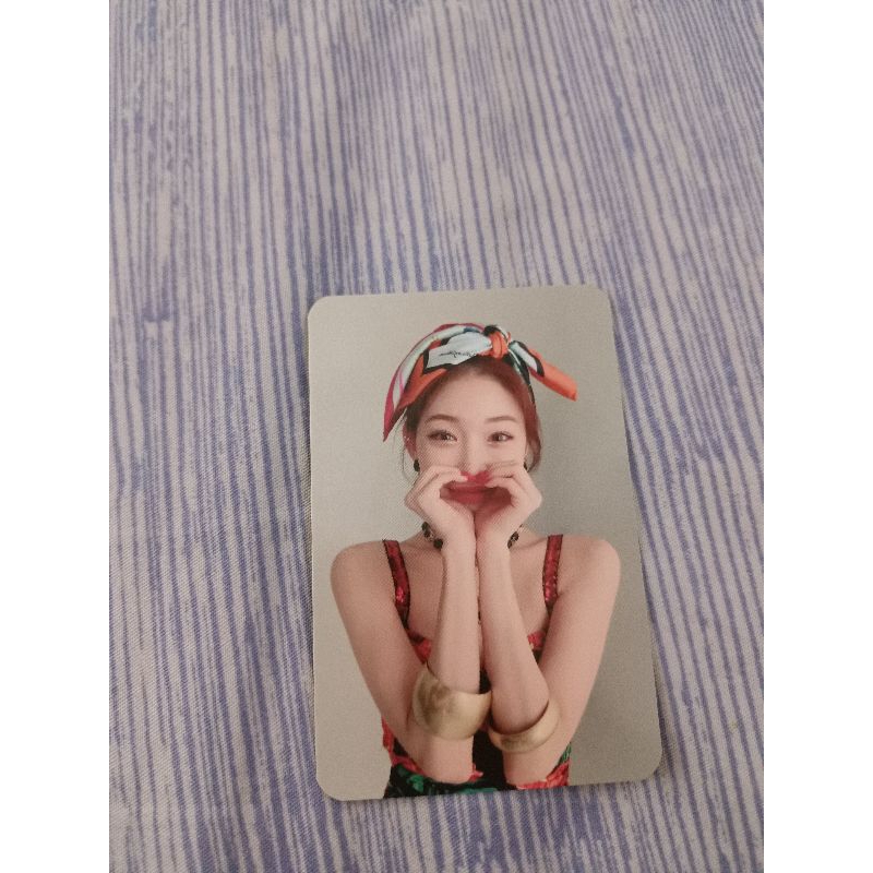 photocard Chungha
