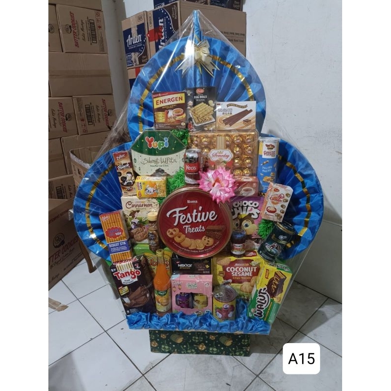 

jual harga modal/Parcel lebaran/Parcel idulfitri/hampers/Parcel bandung/Parcel makanan dan minuman/Parcel coklat/grosir parcel bandung/parcel biskuit