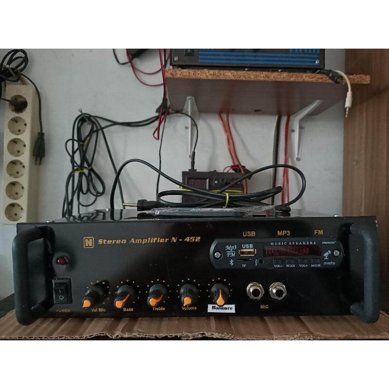 Rakitan Amplifier Stereo 2x150 Watt OCL + Mp3 Player Bluetooth + Karaoke