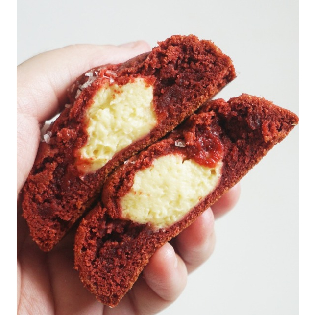 

Rosevin Cookies - Red Velvet Cream Cheese Cookie