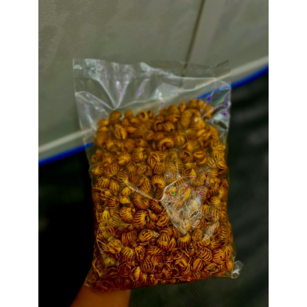 

Makaroni Kerang 500gr Pedas Gurih Daun Jeruk - Misterbantet Snackpro