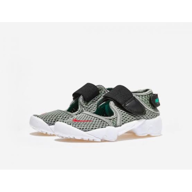 NIKE RIFT