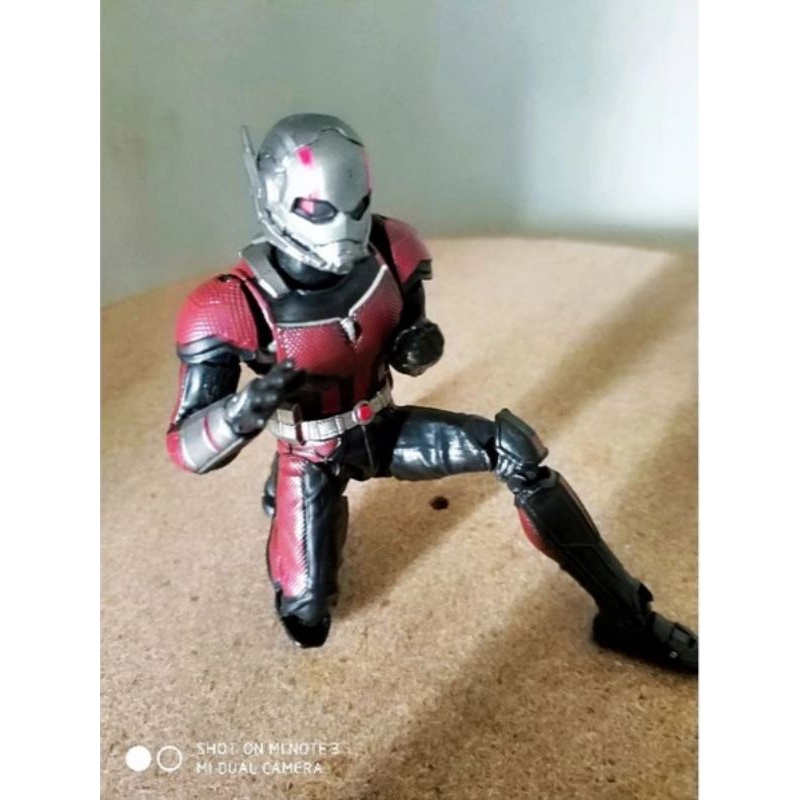 Action Figure Antman