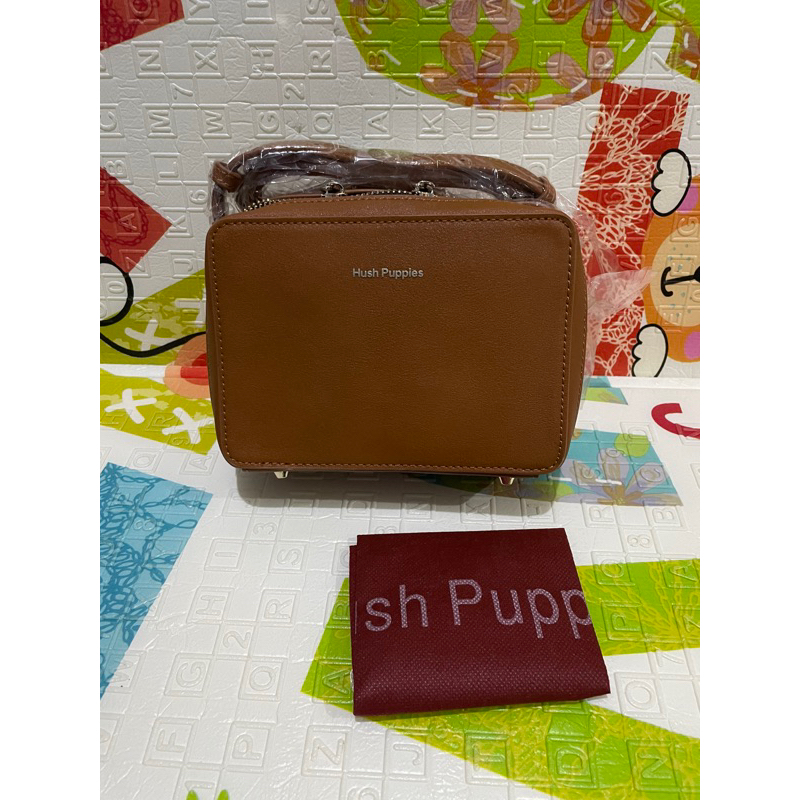 Tas Wanita / Tas Slempang / Sling Bag Hush Puppies