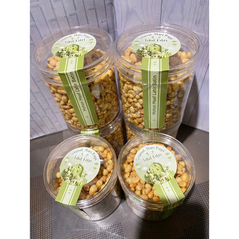 

KACANG ASIN toples 600ml