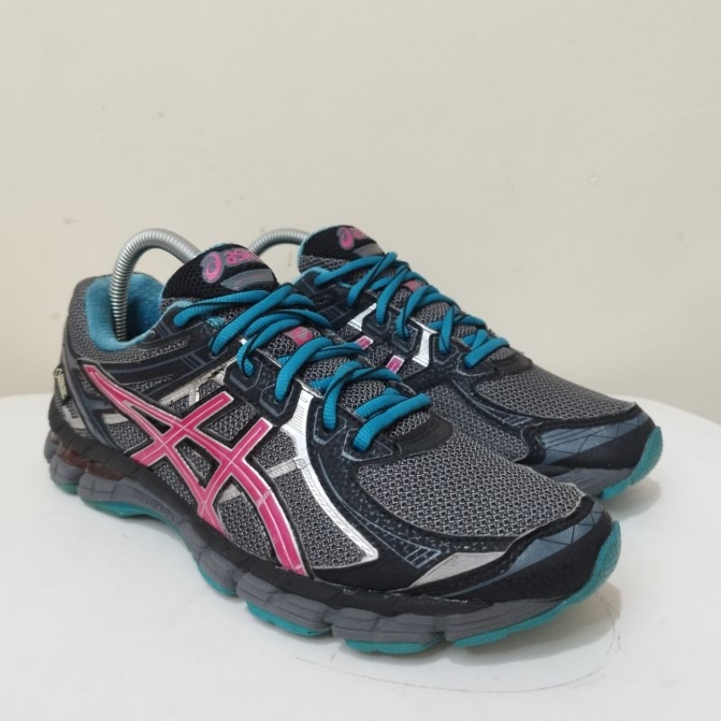 Asics GT 2000