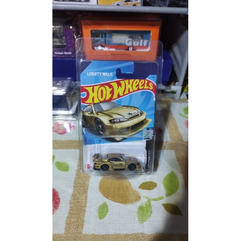 hotwheels nissan silvia s15 lbwk gold