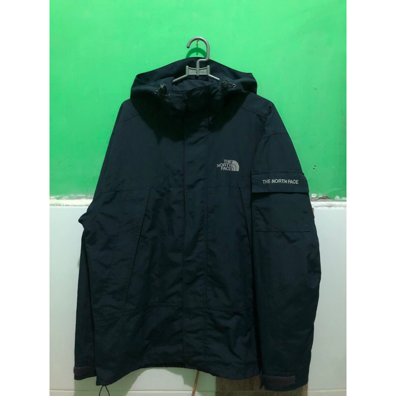 TNF saku samping navy
