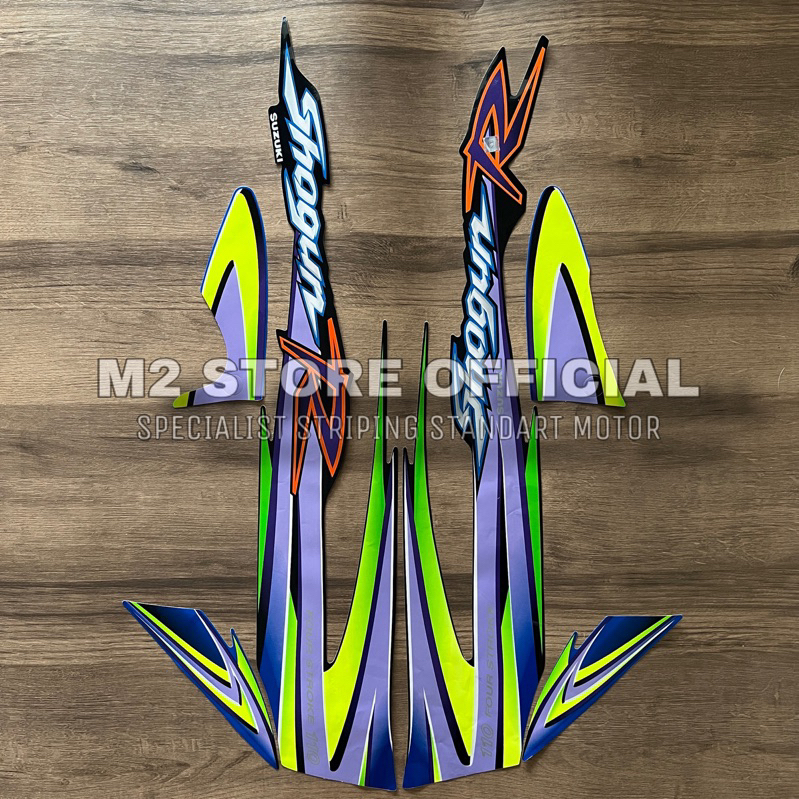 striping suzuki shogun 110 r 2002 hitam list hijau sticker stiker stripping lis body Shogun SHOGUN t