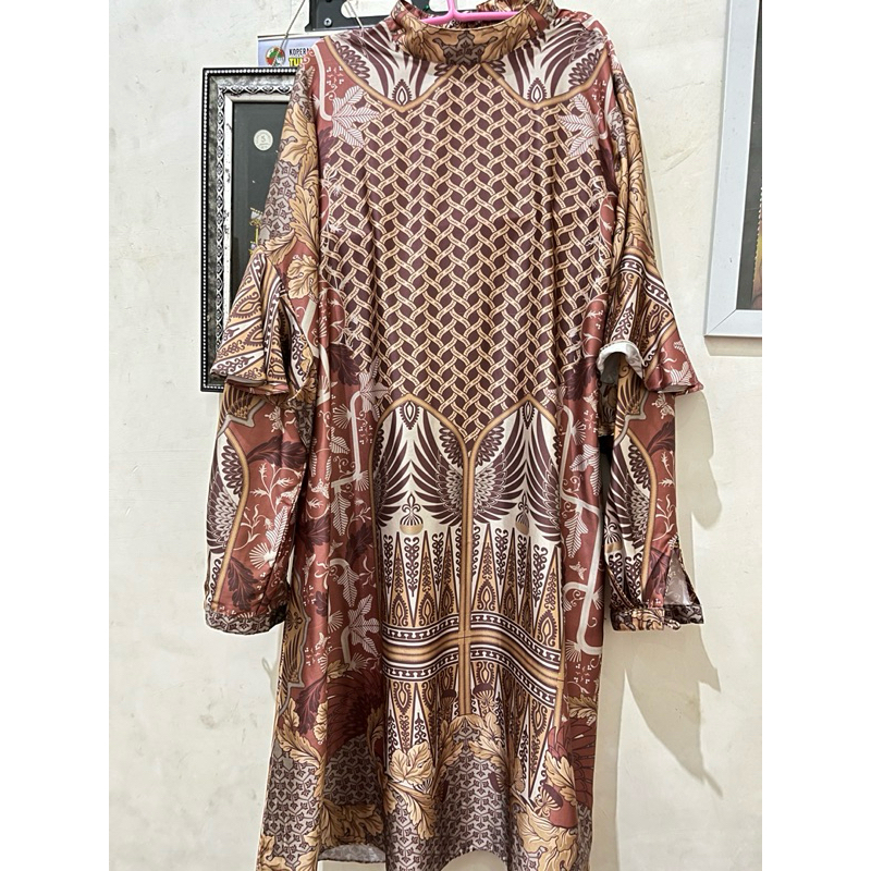 preloved celebes tunik wearing klamby