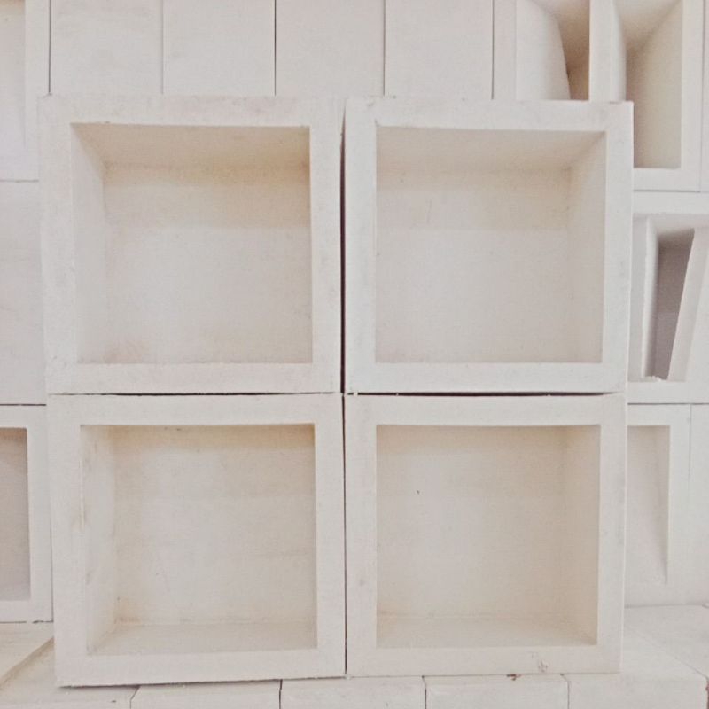 Roster beton/loster minimalis motif kotak