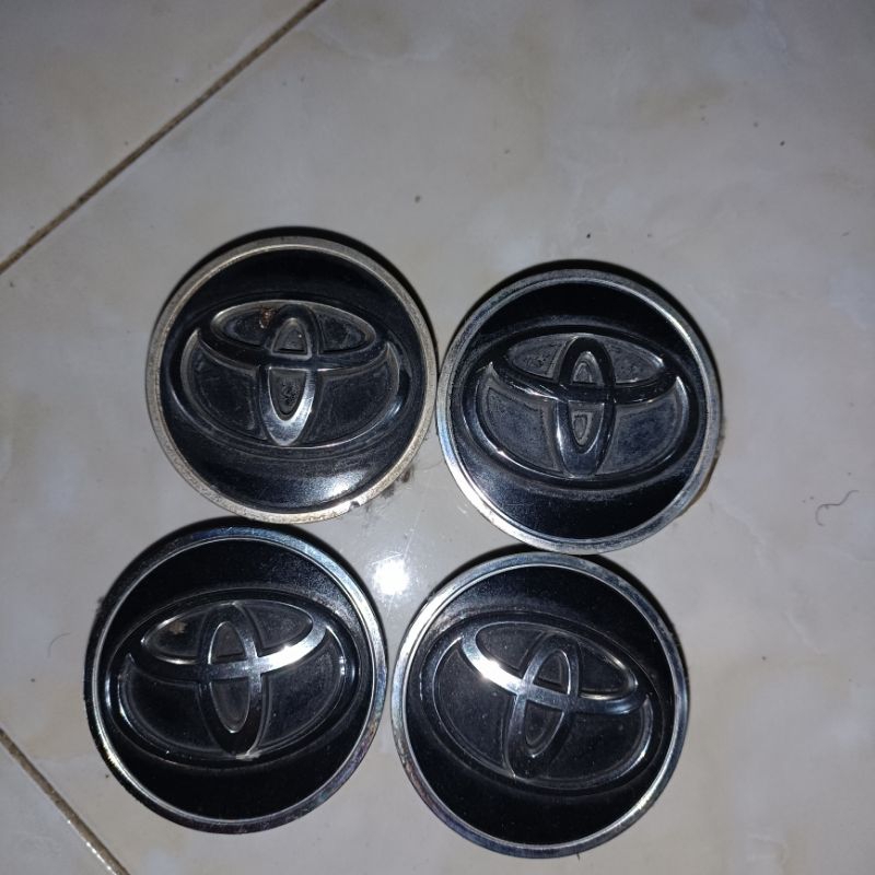 tutup velg original innova reborn