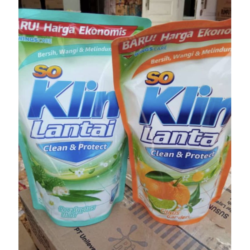 SoKlin Lantai 900ml