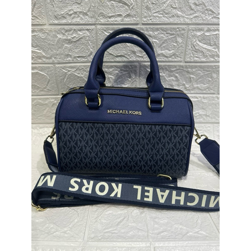 PRELOVED MK DUFFLE (No ORI)