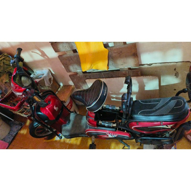 Jual Rugi saja, Sepeda Listrik Murah, 
second bekas pakai
 kondisi masih bagus, cuma batere saja yan