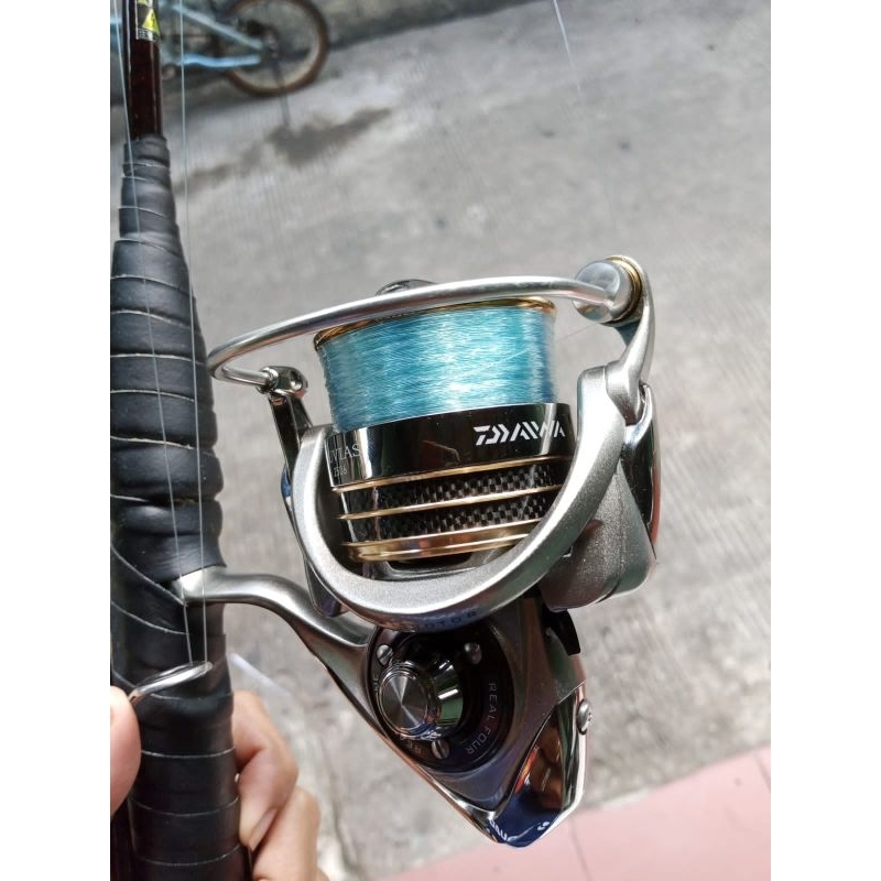 reel luvias batik joran scorpio ulir