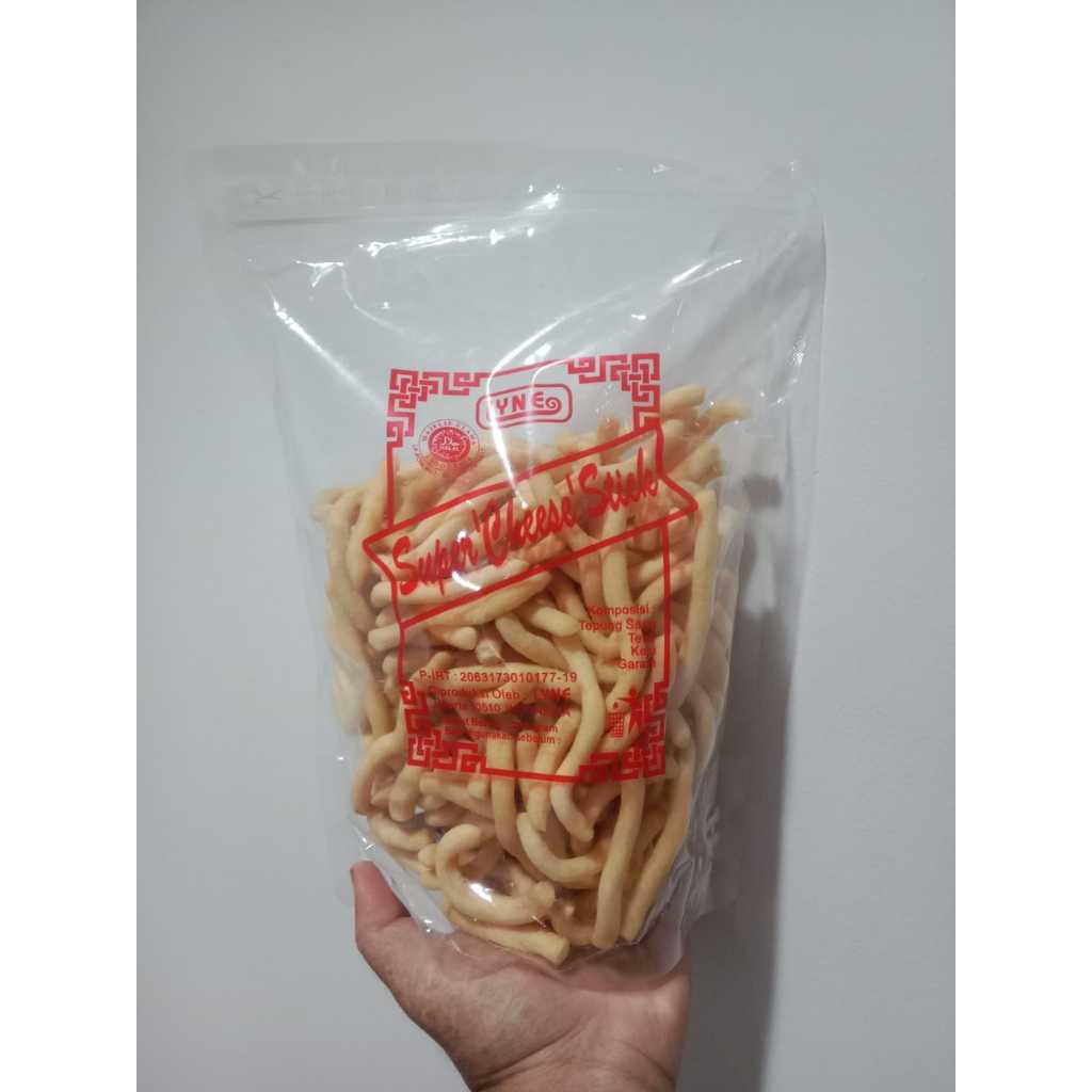 

CHEESE STICK. KEJU STIK. CEMILAN KEJU GURIH GARING RENYAH. ENAK.