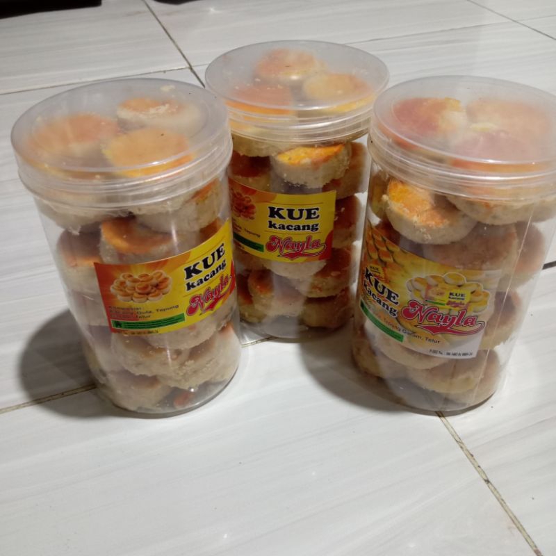 

Kue Kacang Nayla Oleh Oleh khas Jogja isi 25 keping