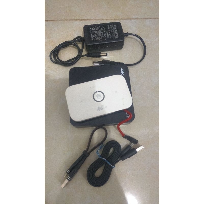 Huawei e5573s-856 + stb openwrt + baterai dummy + 2 usb + adaptor 2a