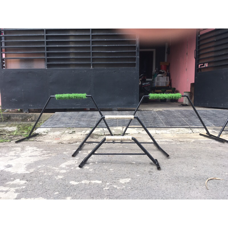tangkringan (pearch) burung hantu/ elang