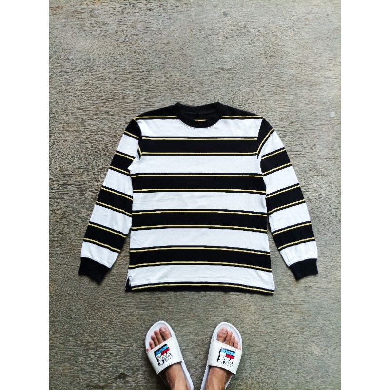 UNIQLO IQBAL PUTIH (LONGSLEEVE UNIQLO)