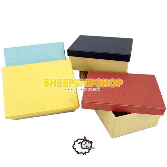 

BOX KADO 18X13X7 Cm / Kotak Kado Hadiah Ulang Tahun Happy Birthday