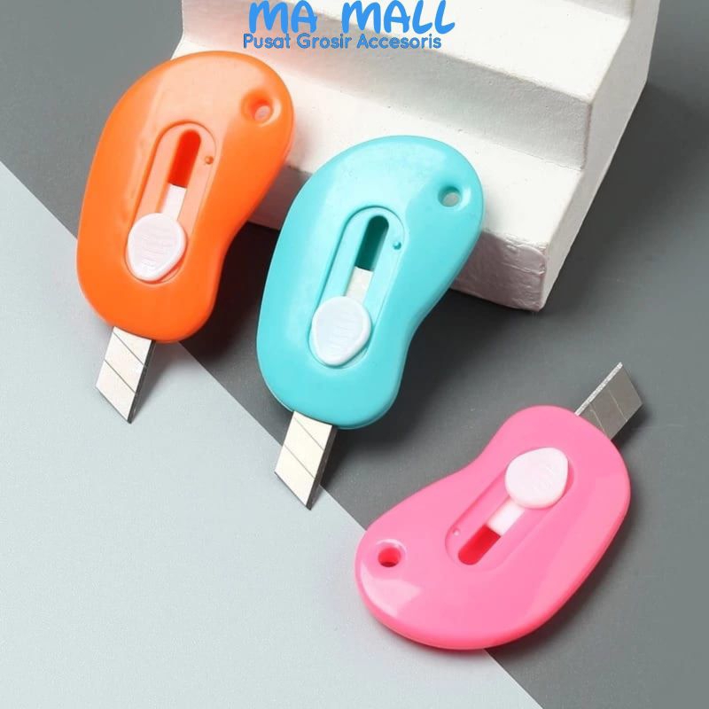 

Cutter Mini Portabel Pisau Cutter Mini Awan Polos Panjang Silet