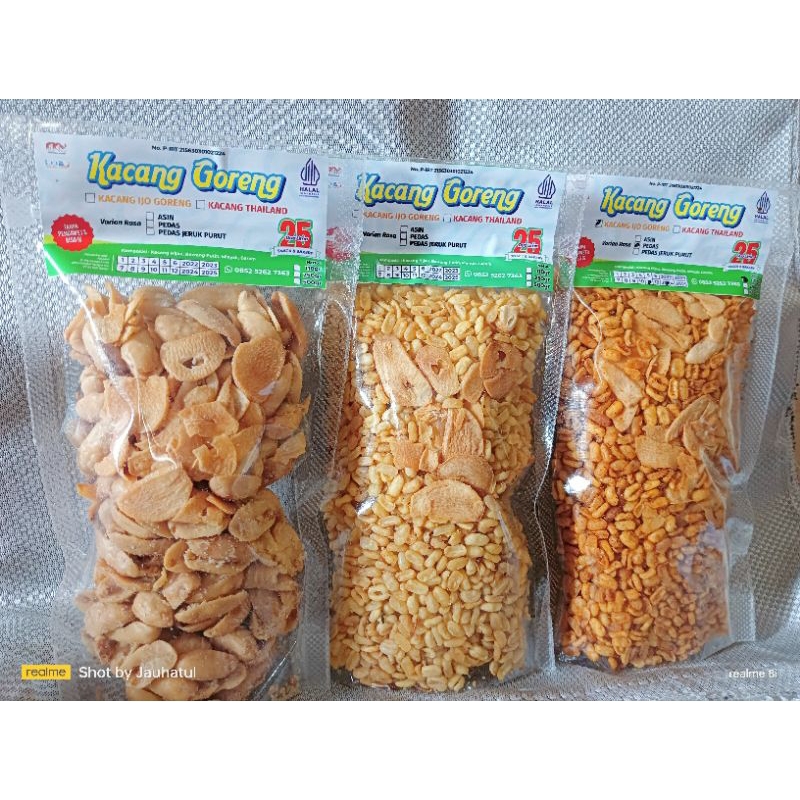 

kacang hijau goreng mix isi 3pcs
