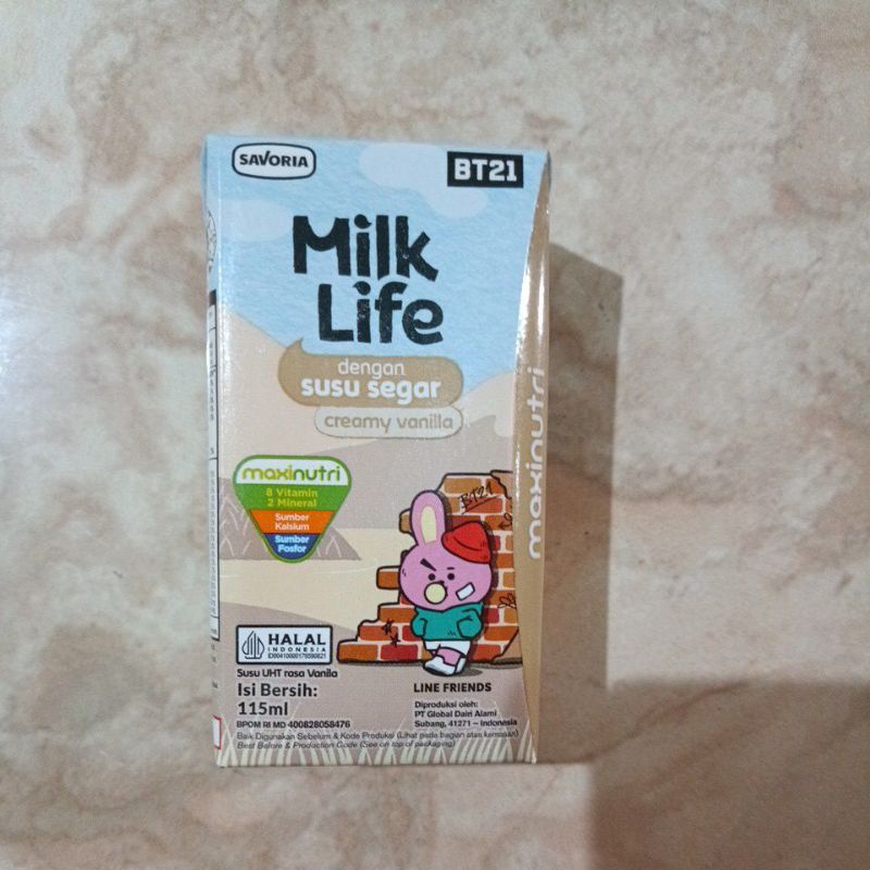 

MilkLife susu segar UHT creamy vanilla 115ml 1 karton isi 40