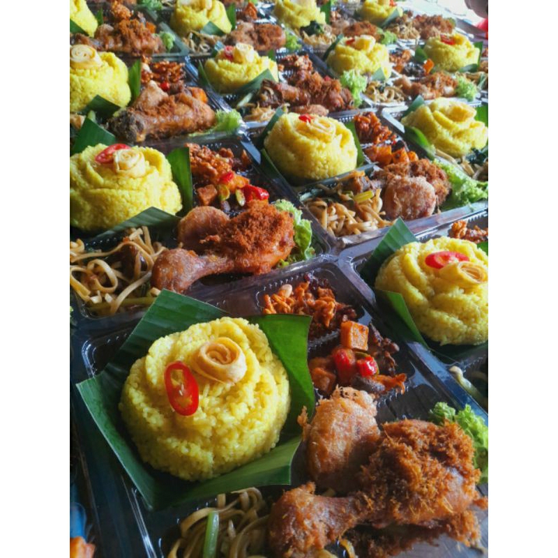 

ANEKA NASI KOTAK / TUMPENG MINI SPESIAL