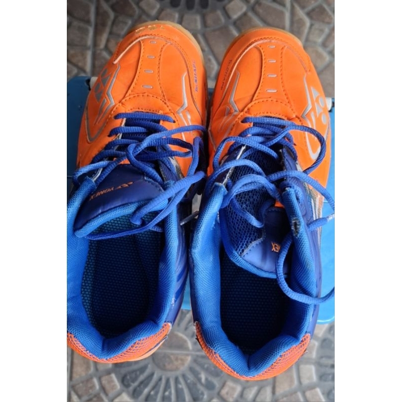 Sepatu Bekas YONEX AE 21