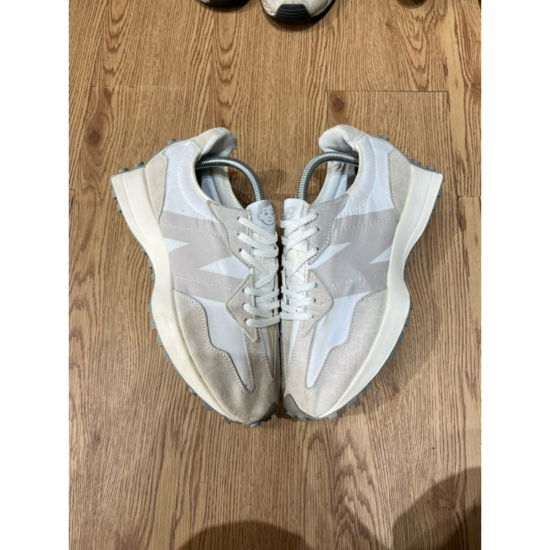nb 327 collab white grey