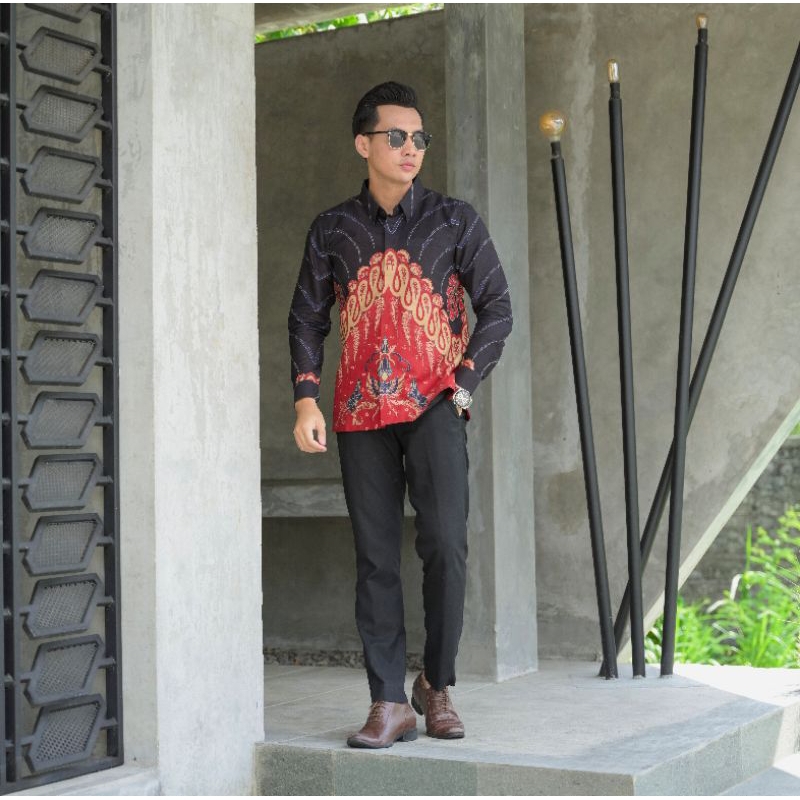KEMEJA BATIK PRIA BAHAN DOBY