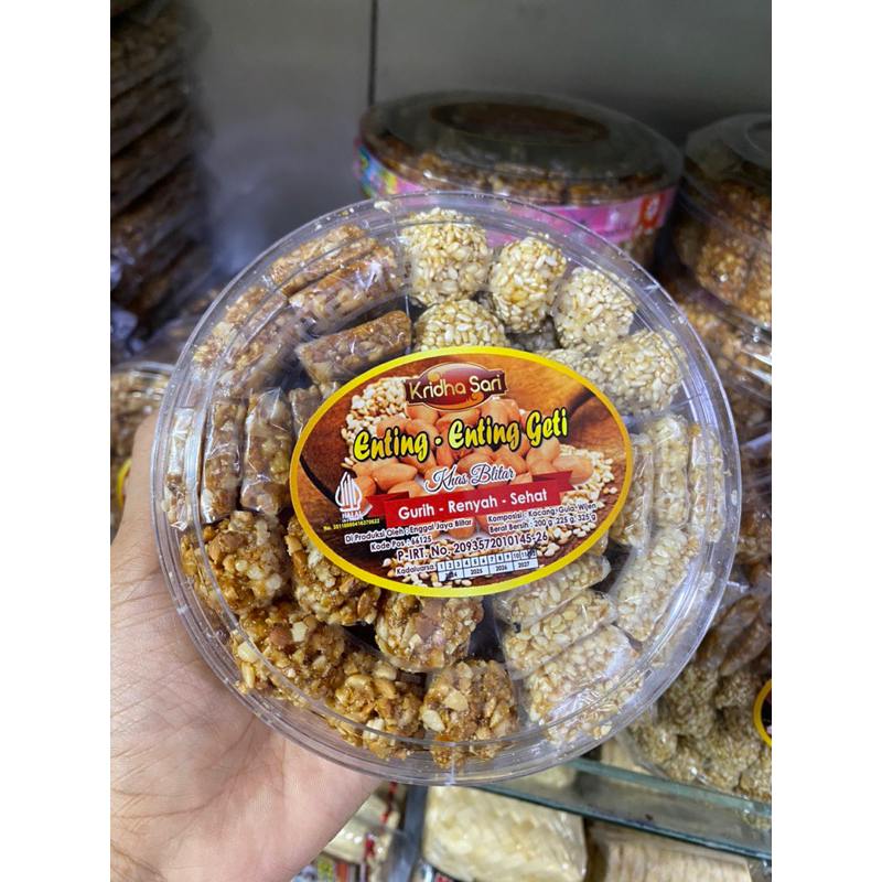 

ENTING - ENTING GETI MIX KACANG WIJEN TOPLES KECIL OLEH - OLEH KHAS BLITAR