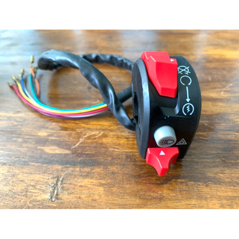 Holder Saklar kanan starter Domino Model KTC