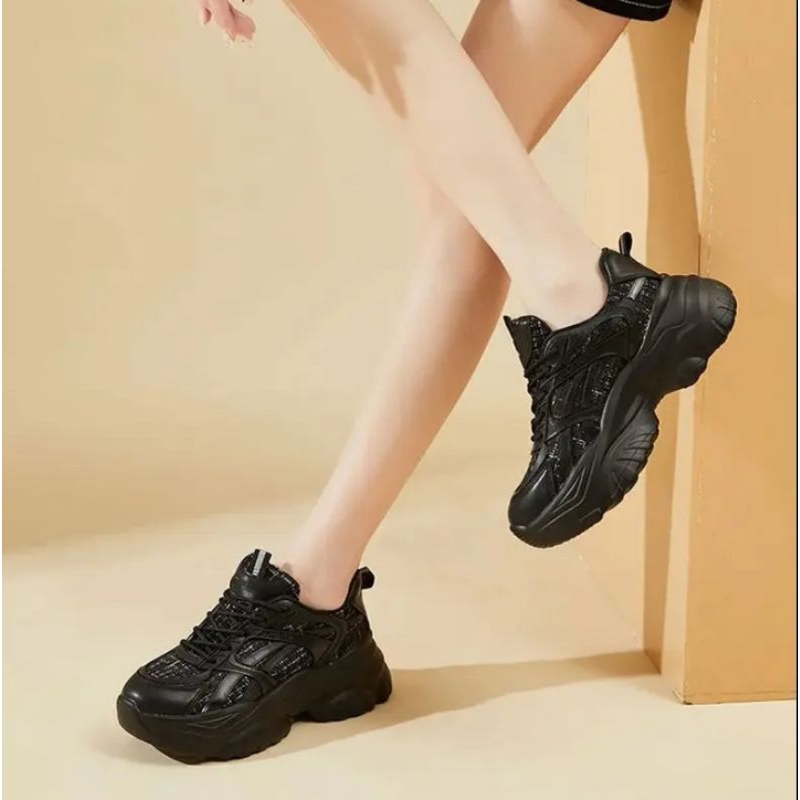 SHOEVO Sepatu Sneakers Wanita Trend Premium Korea Hitam Stelan Korea Ando Putih Fashion Casual Terba
