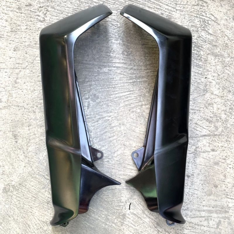 tebeng sayap luar Kawasaki Kaze R original