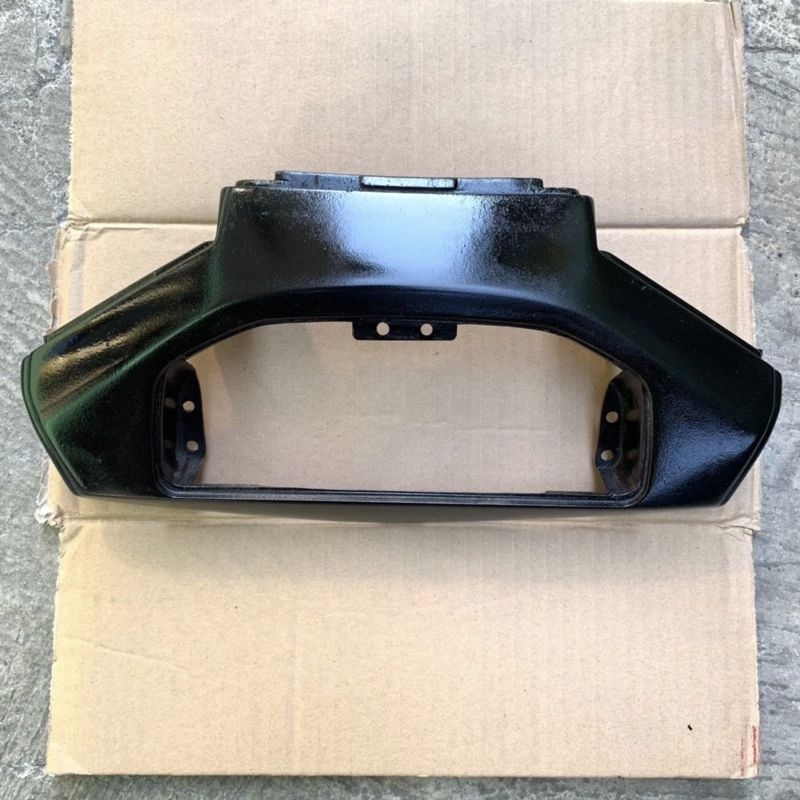 batok lampu bagian atas Yamaha v80 robot original