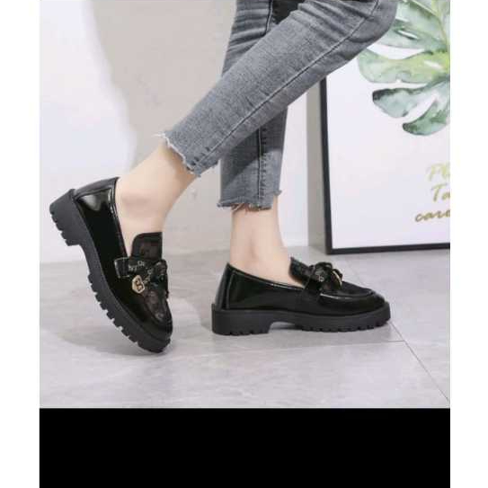 AGI0972 sepatu docmart wanita fashion import gaya kekinian korean style loafer ready