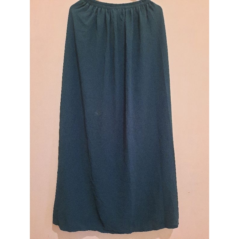 Rok Wanita Panjang Crinkle Warna Hijau Tosca