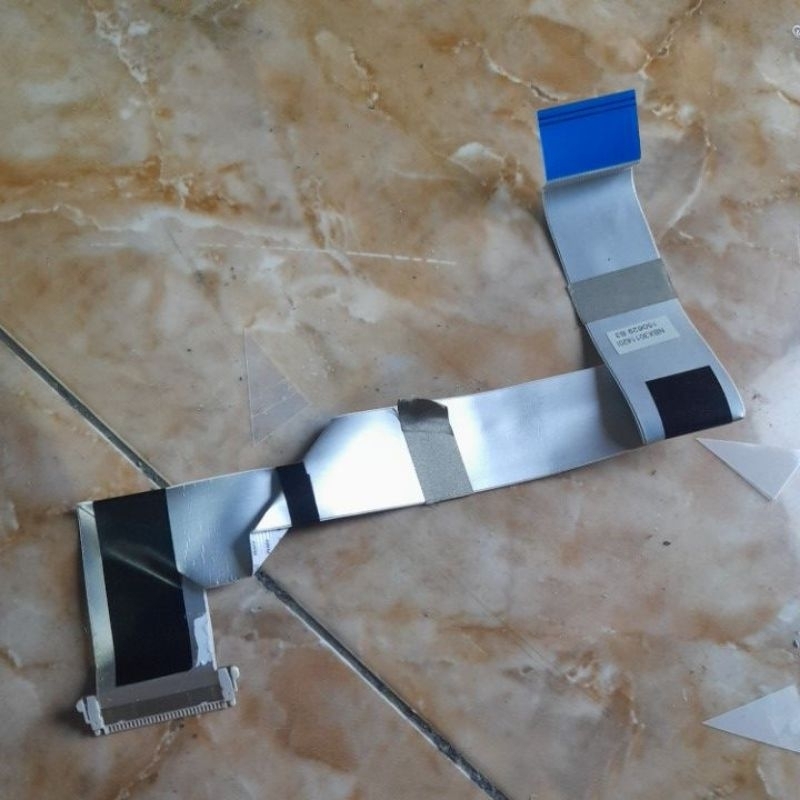 Kabel lvds LG 32LF520A 30 pin bolak balik