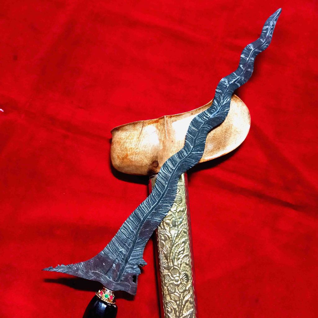 Keris Luk 11 Singo Barong Pamor Kelang Sayuto Asli