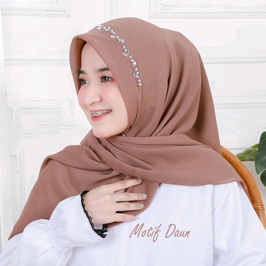HIJAB SEGIEMPAT BANDO BEADS BAHAN PARIS VOAL PREMIUM PAYET SWAROVSKI DIAMOND MOTE - MUTIARA - JILBAB