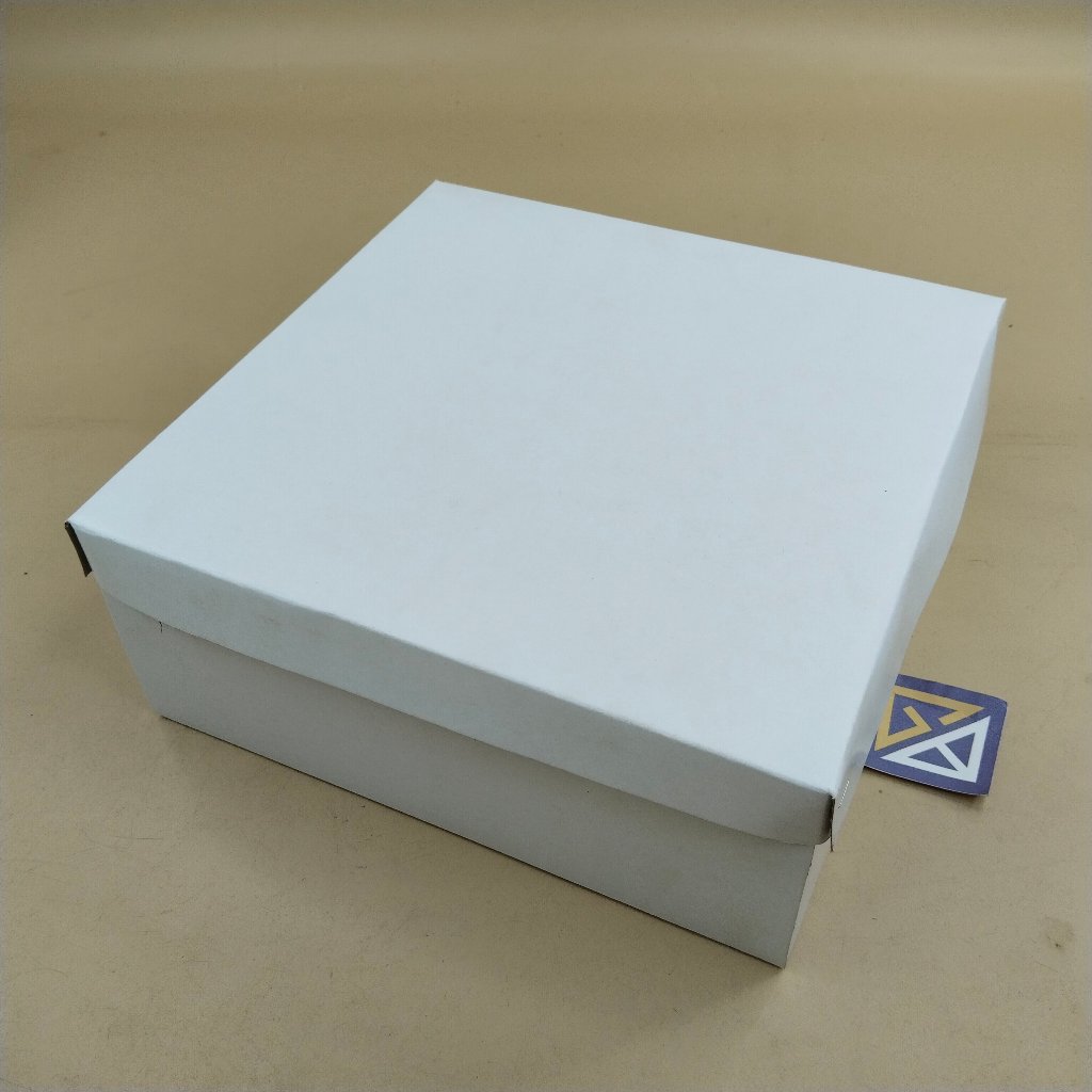 

Dus/ Box/ Kotak makanan coated 25cm