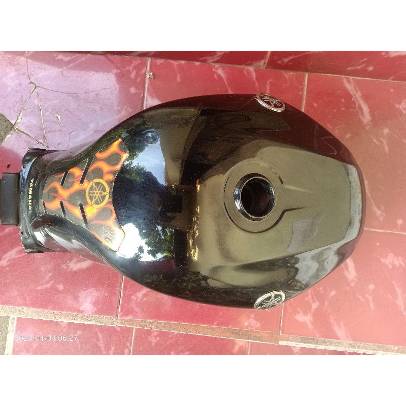 tangki bekas Vixion old 2009